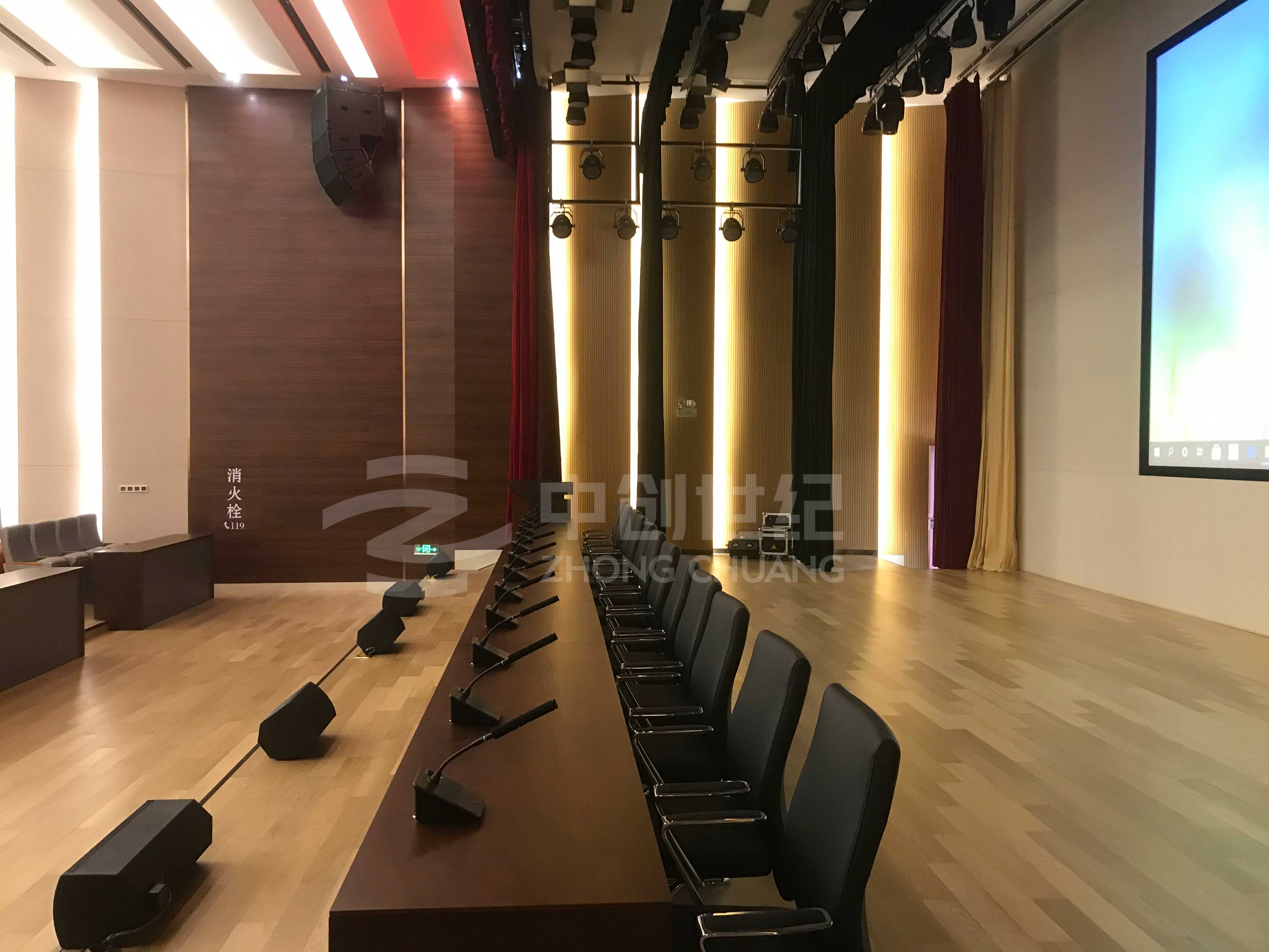 深圳市龍崗區(qū)深高速五聯(lián)綜合服務(wù)樓舞臺區(qū)域照.jpg